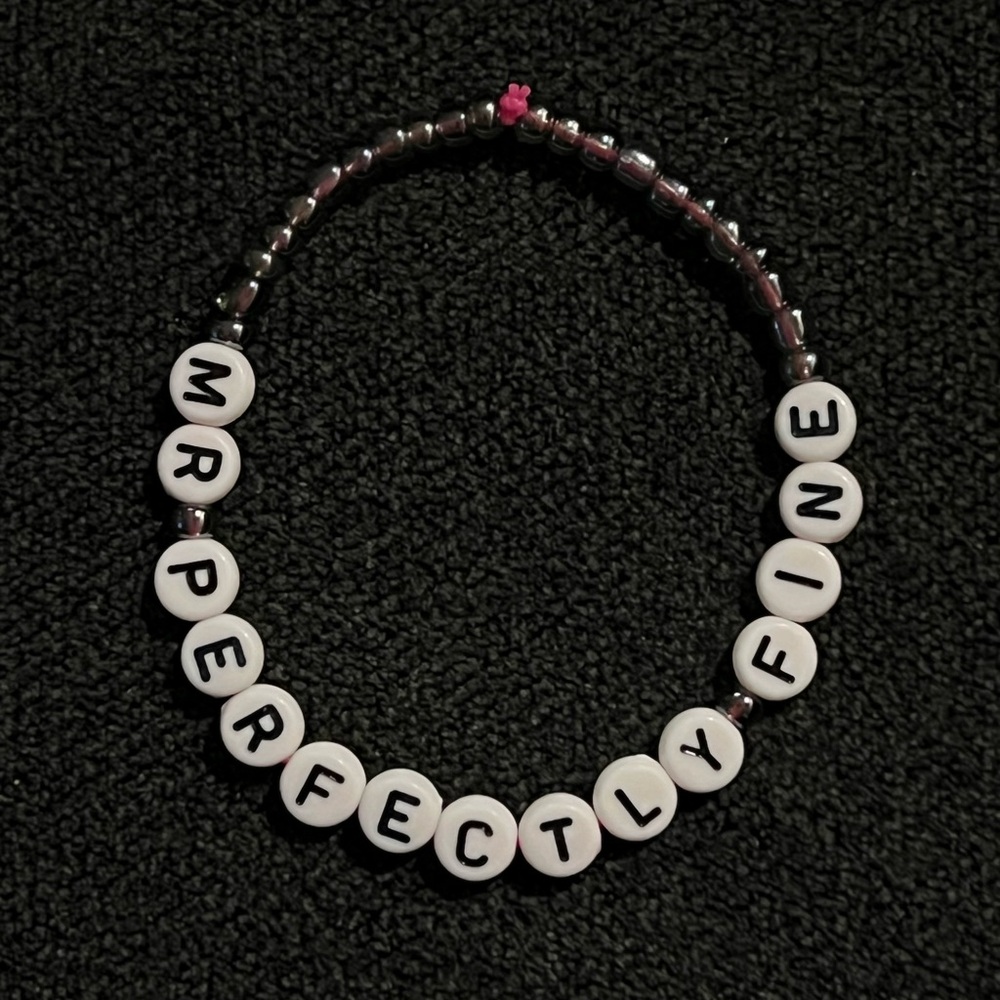 Taylor Swift Fearless friendship bracelet